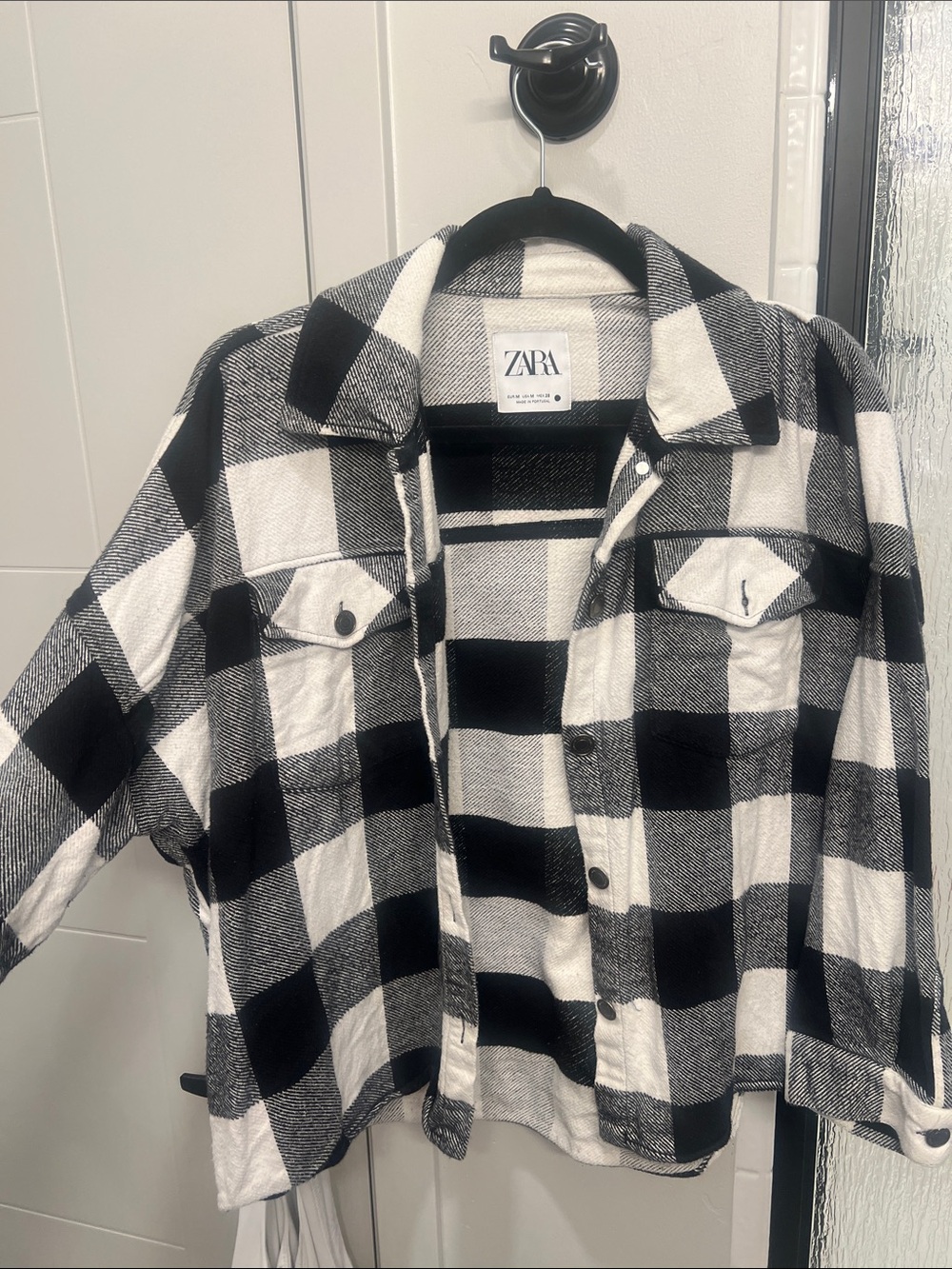 ZARA Black & White Plaid Button-Down Shirt Jacket